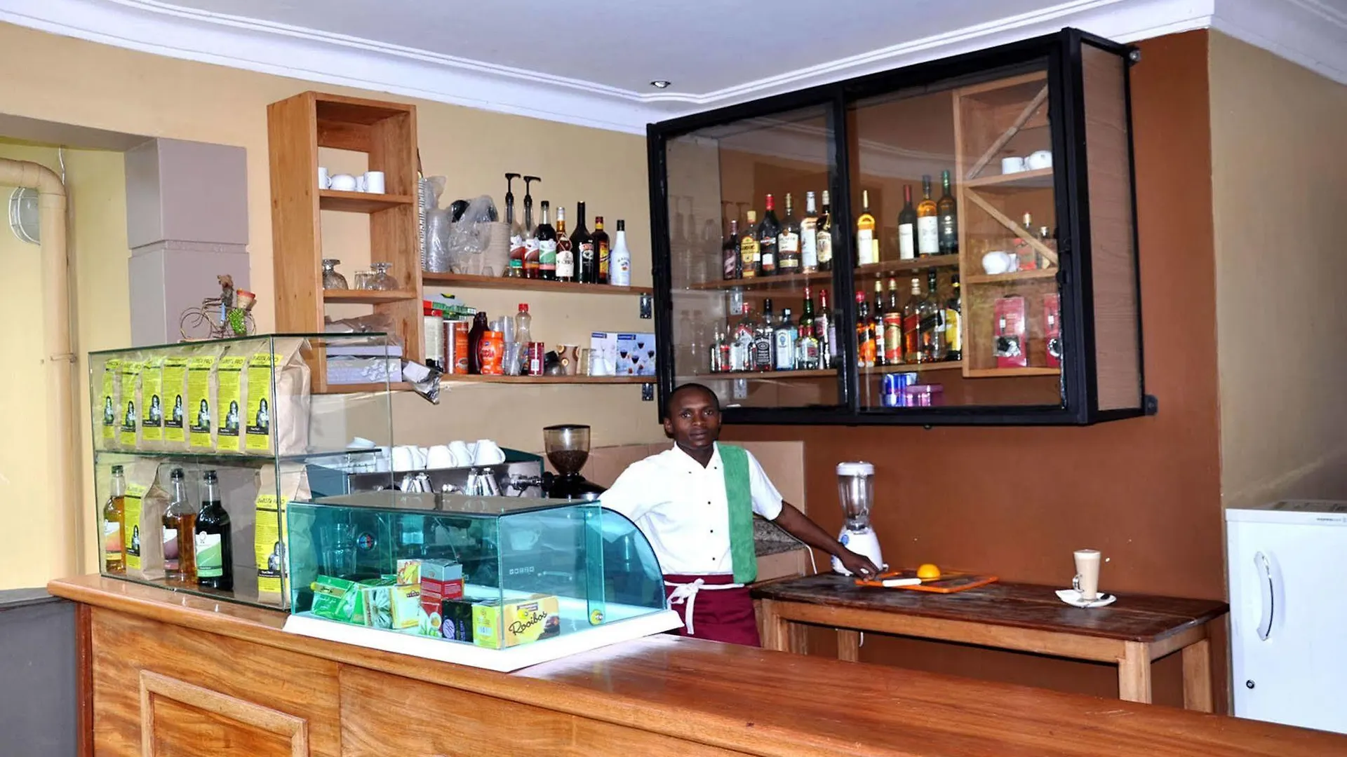 Olive Garden Hotel And Bistro Kampala
